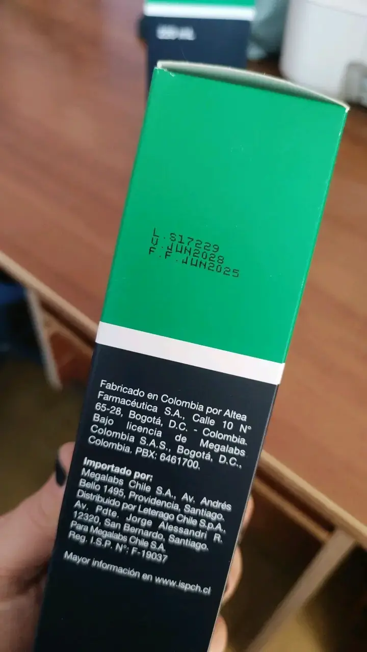 Shampoo Anticaspa TKC Ketoconazol 2% 220 mL - 2