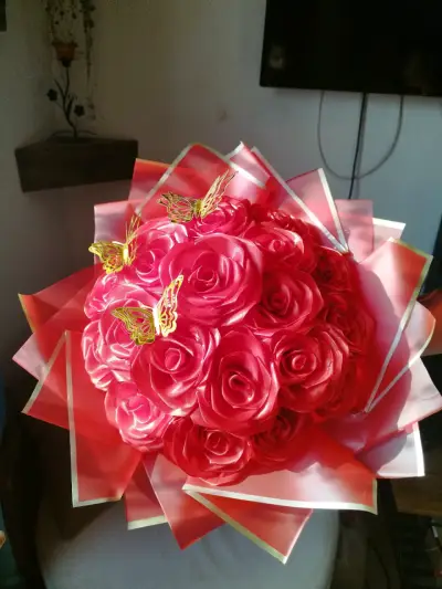 Ramo de Rosas Eternas Personalizado - miniatura 4
