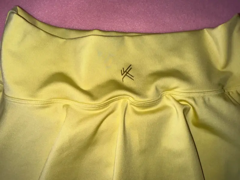 Falda amarilla deportiva para mujer - 2
