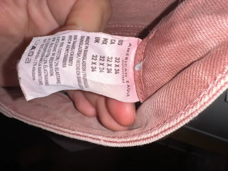 Jeans rosados American Eagle para mujer - 4