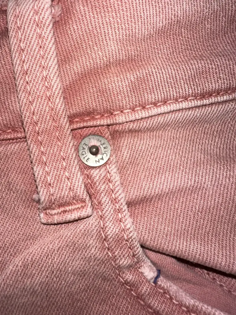 Jeans rosados American Eagle para mujer - 6