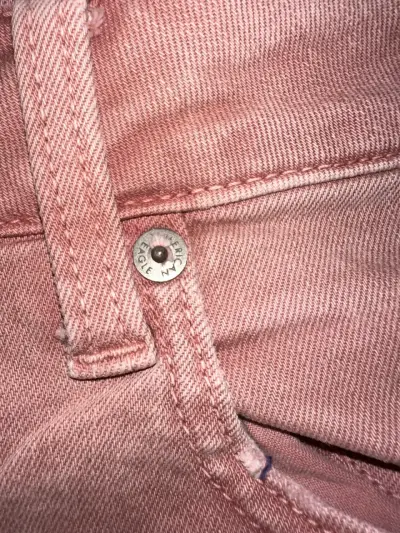 Jeans rosados American Eagle para mujer - miniatura 6