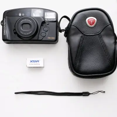 Cámara Fujifilm Discovery 290 Zoom con Estuche - miniatura 1