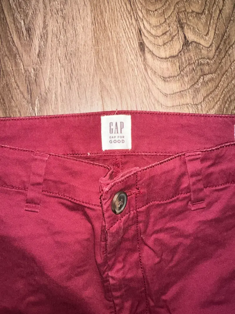 Pantalones rojos Gap Girlfriend Khaki para mujer
