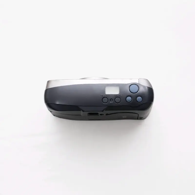 Cámara Nikon One Touch Zoom 70 AF con funda - 4