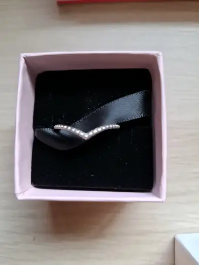 Anillo de plata con diseño de ondas Pandora - miniatura 1