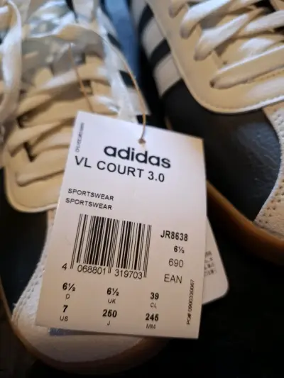 Zapatillas Adidas VL Court 3.0 Blanco y Negro - miniatura 2