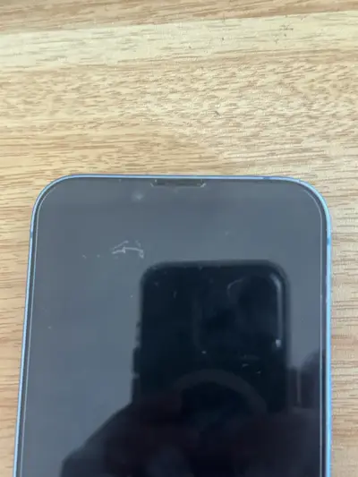 iPhone 14 en buen estado color azul - miniatura 3