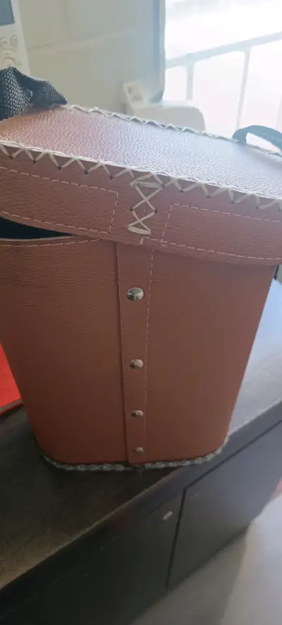 Bolso matero de cuero sintético marrón - miniatura 3