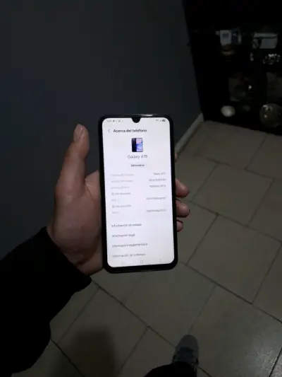 Samsung Galaxy A15 en buen estado - miniatura 3