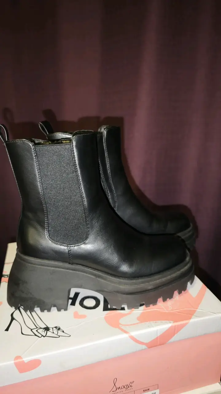 Botines negros de ecocuero talla 39 - 3