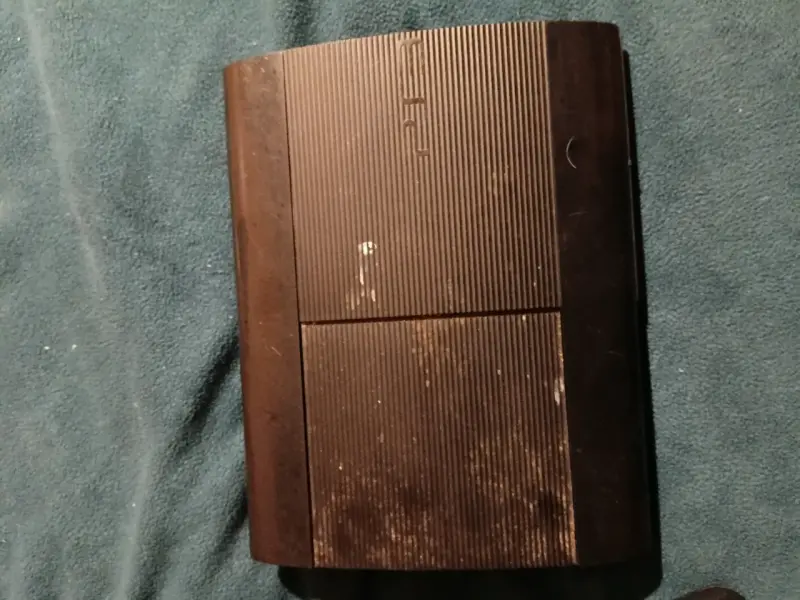 Consola Sony PlayStation 3 con dos controles - 2