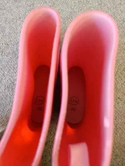 Botas de lluvia infantiles rosadas talla 32 - miniatura 3
