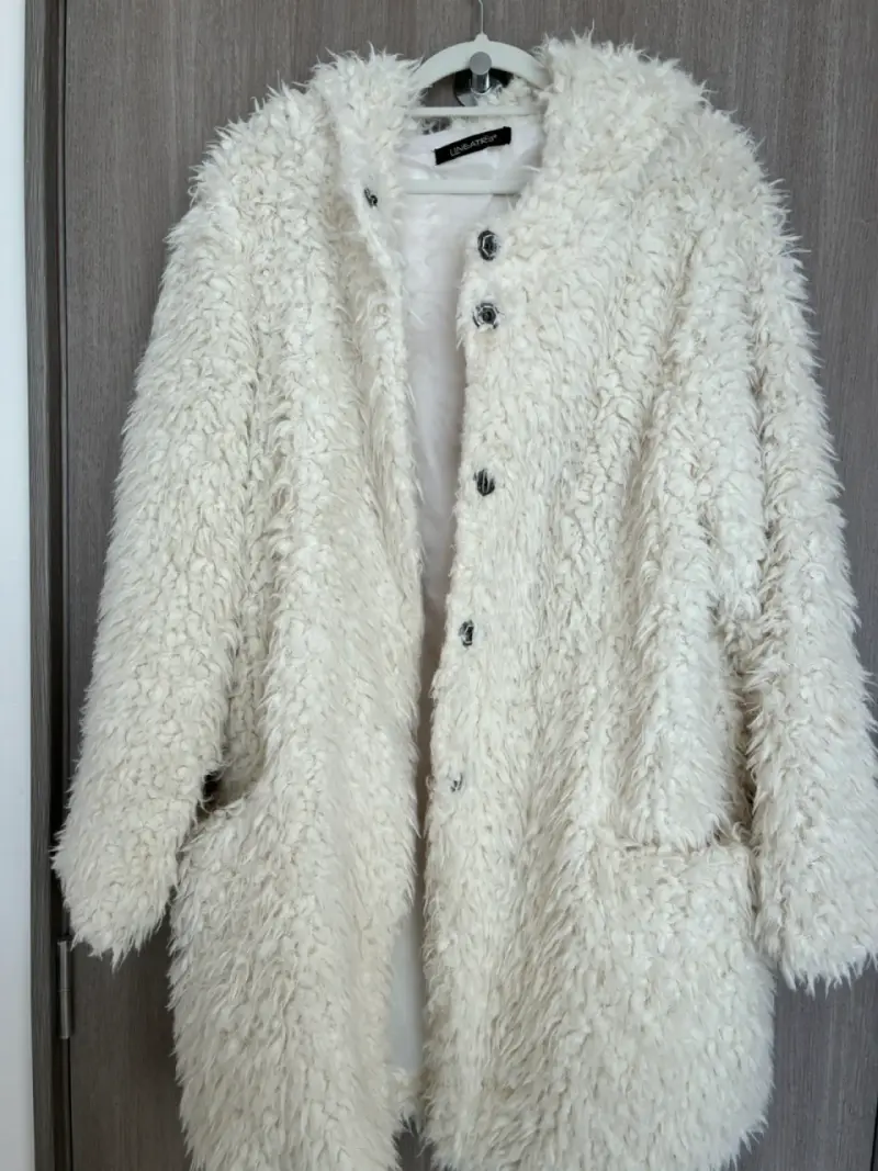 Abrigo de peluche blanco Lineatres con capucha - 1