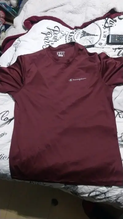 Polera deportiva burdeos Champion para hombre - miniatura 1