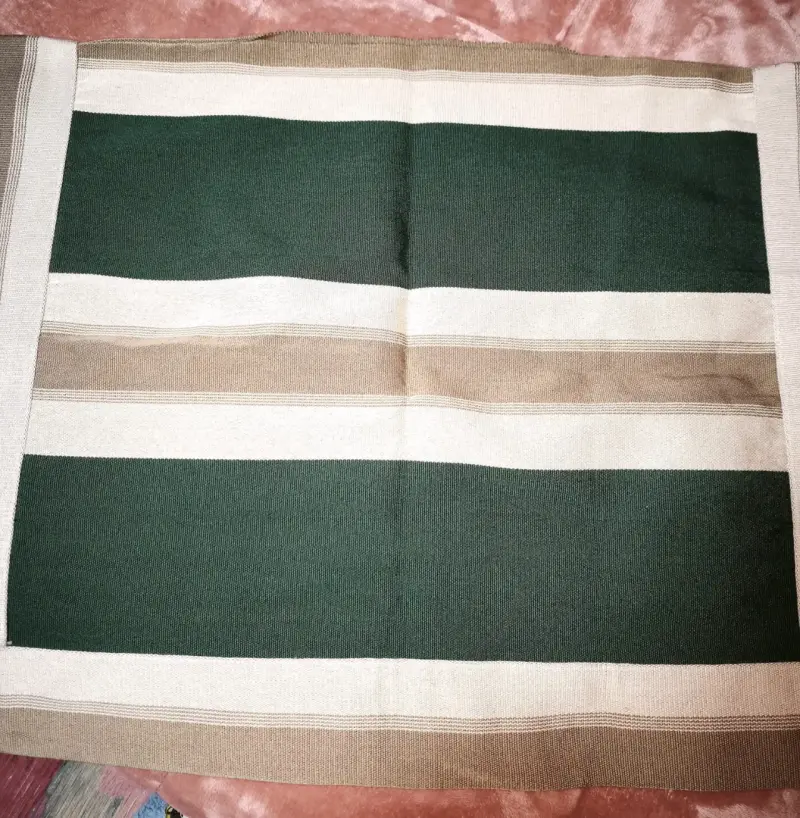 Manta de paño de rayas verde y beige