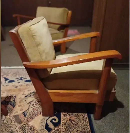 Antiguo Sillon de Living en Madera Nativa Laqueado - 3