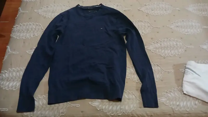 Suéter azul marino de hombre