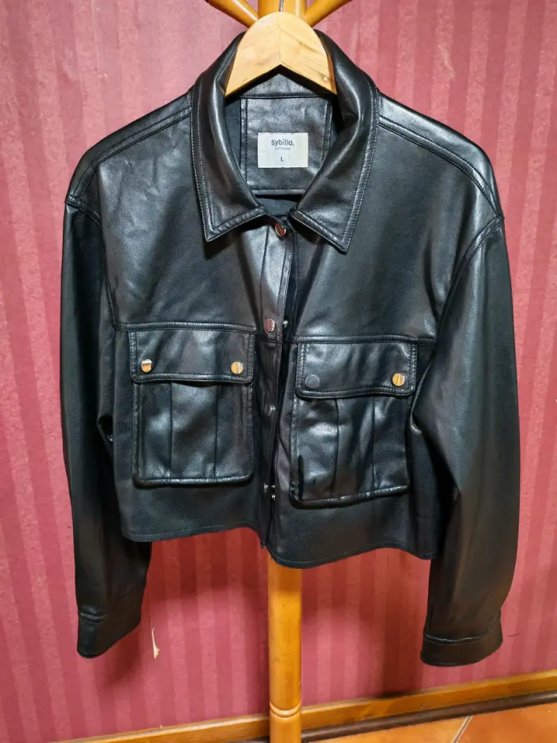 Chaqueta de cuero negra Sybilla talla L