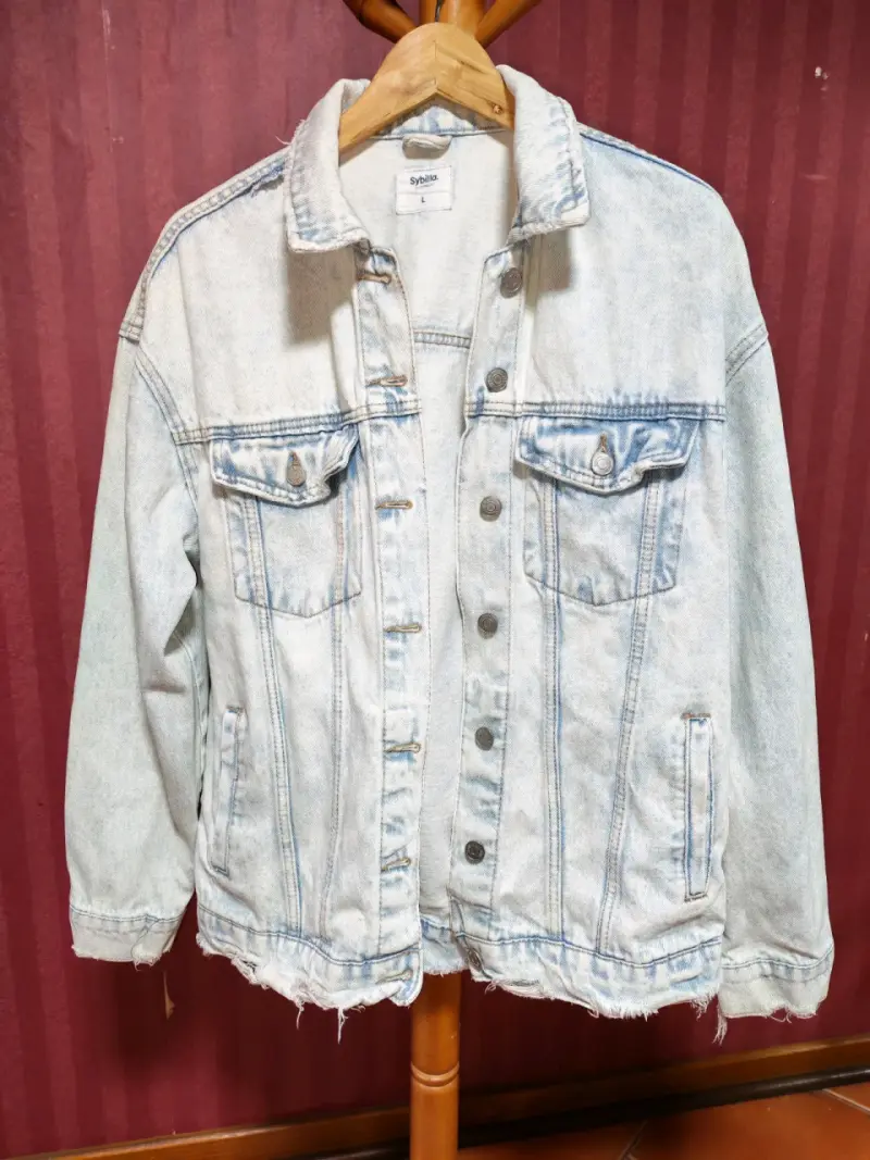Chaqueta de mezclilla Sybilla desgastada