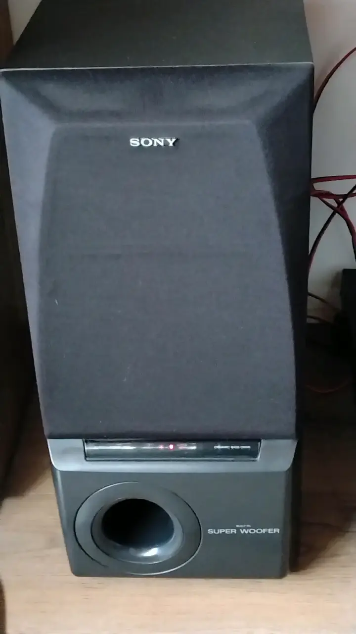 Equipo de sonido Sony con parlantes - 6