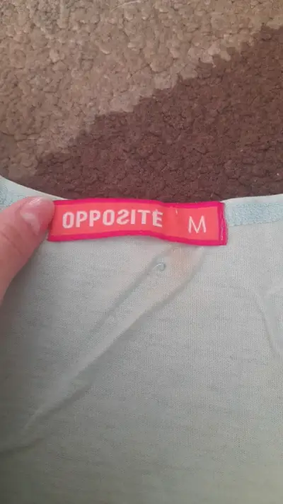 Polera sin mangas Opposite con estampado - miniatura 3