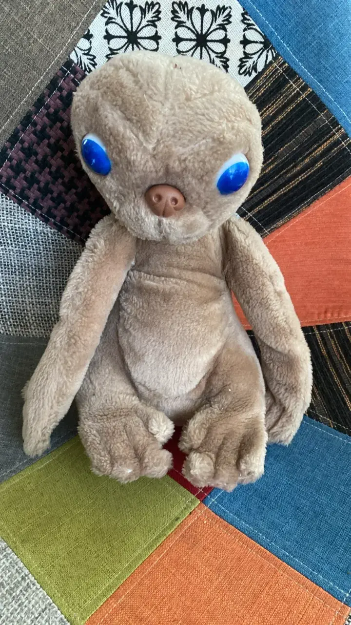 Peluche E.T. marrón con ojos azules - 1