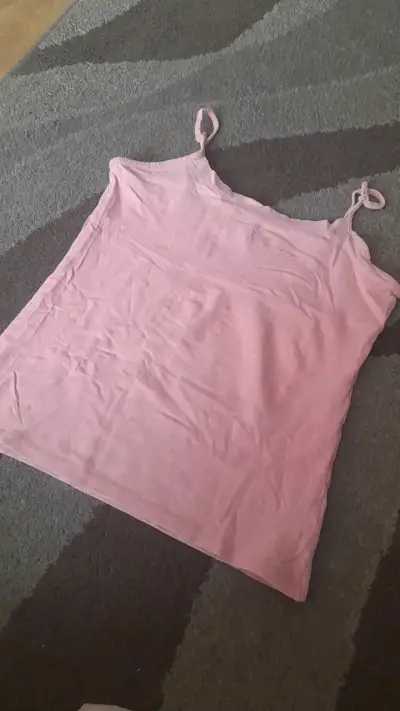 Polera sin mangas rosada para mujer - miniatura 1