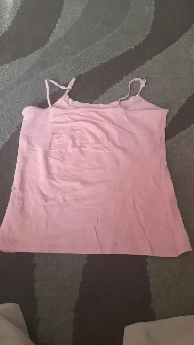 Polera sin mangas rosada para mujer - miniatura 4