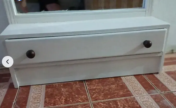 Espejo de pie con cajón blanco - 3