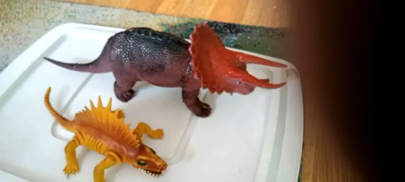 Set de Dinosaurios de Juguete Triceratops y Dimetrodon - 2