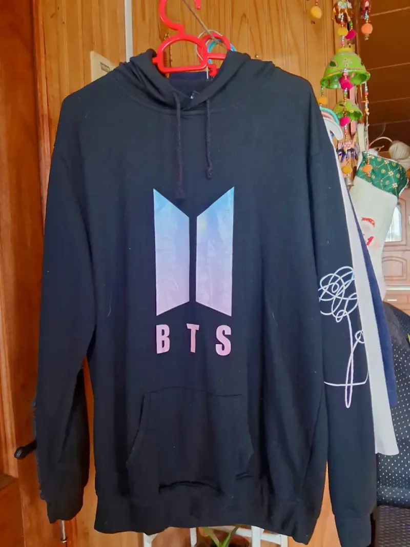 Polerón con capucha BTS negro talla XL - 1