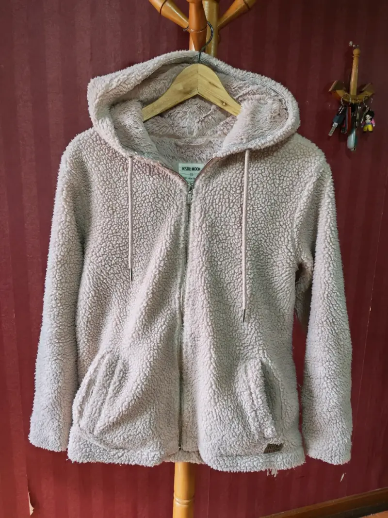 Chaqueta de lana con capucha  rosa Foster Moon