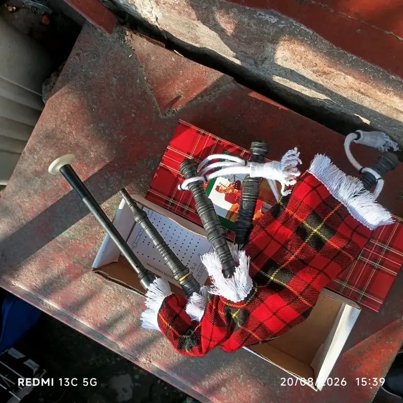 Gaita Escocesa Junior con Diseño Tartan - 2