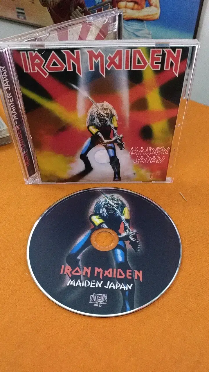 CD Iron Maiden Maiden Japan en buen estado - 1