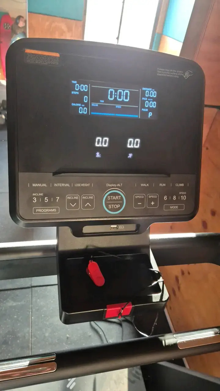 Caminadora eléctrica Ultimate Fitness con pantalla digital - 2