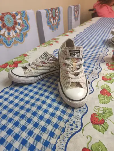 Zapatillas Converse All Star con diseño colorido - miniatura 1