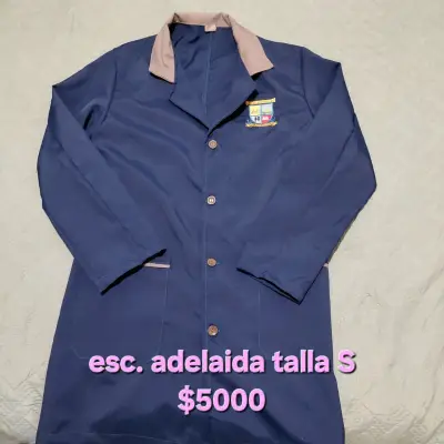 Delantal escolar azul talla 14 con logo - miniatura 1