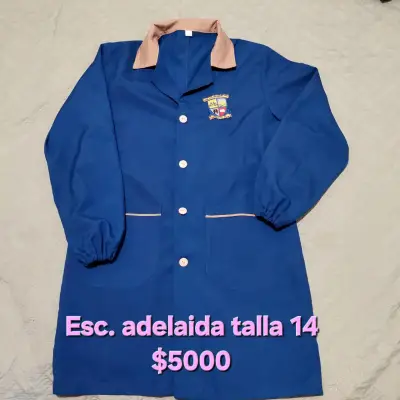 Delantal escolar azul talla 14 con logo - miniatura 2