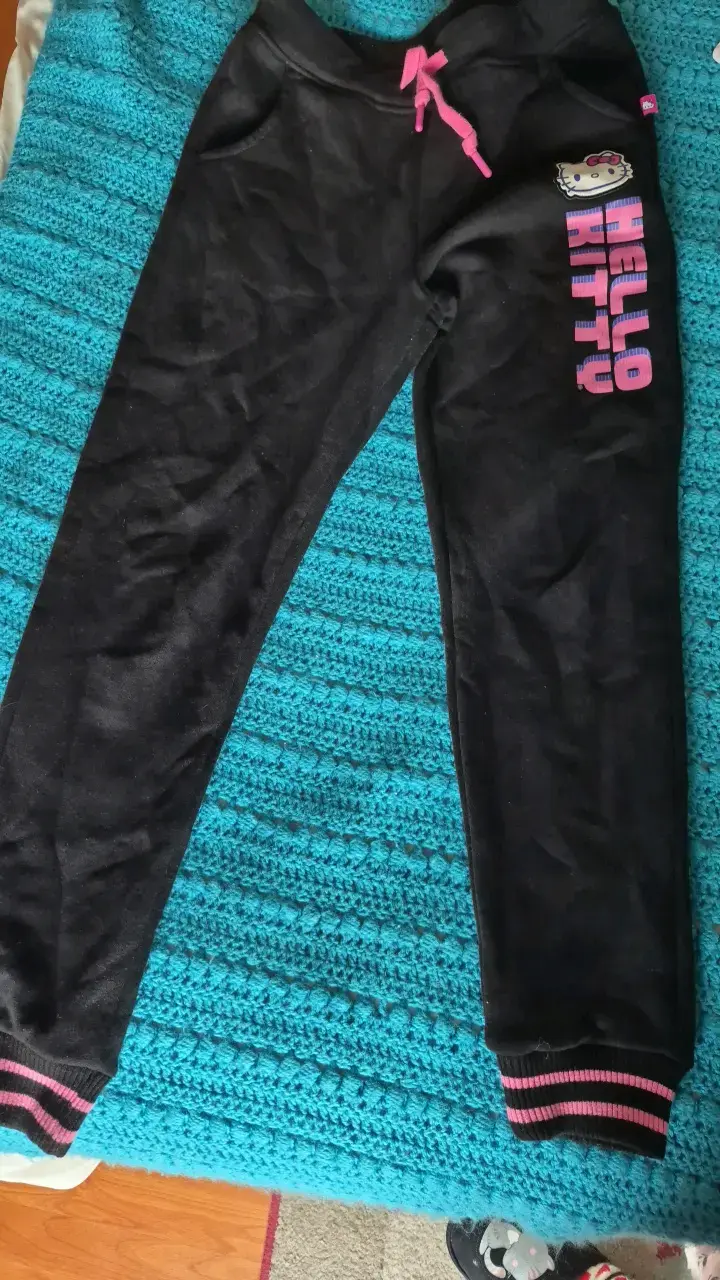 Pantalones deportivos Hello Kitty para niña