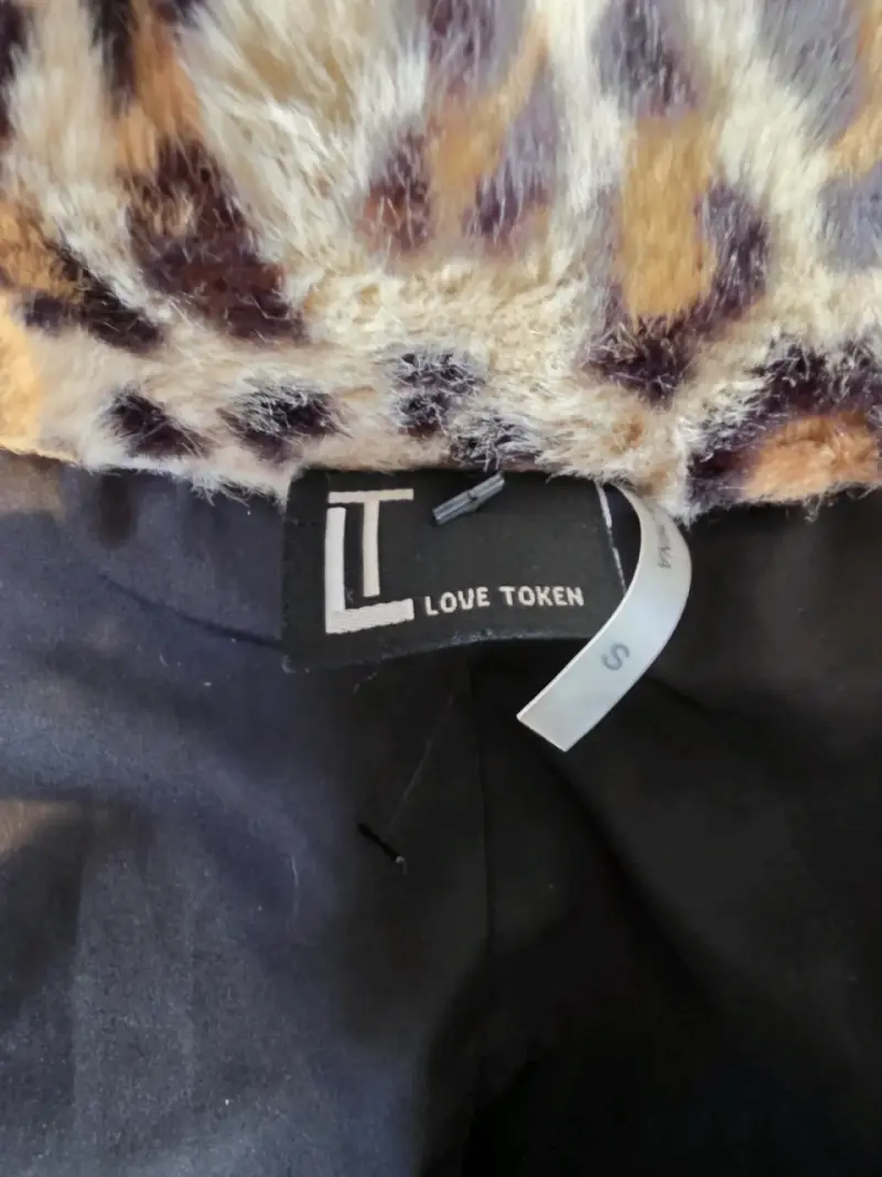 Chaqueta de Piel Sintética Leopardo "Love Token" - 6