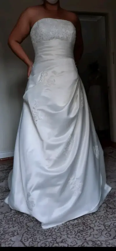Vestido de novia Santo Encanto modelo Anastasia marfil - miniatura 4