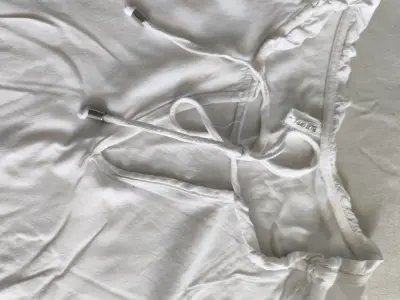 Blusa blanca Mangas volantes - miniatura 3