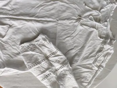 Blusa blanca Mangas volantes - miniatura 4