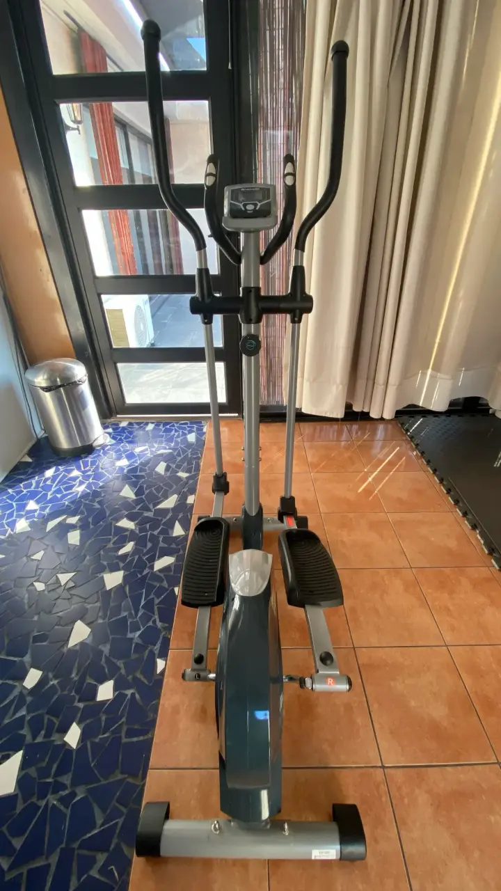 Elíptica Bianchi E-1250 para ejercicio en casa - 3
