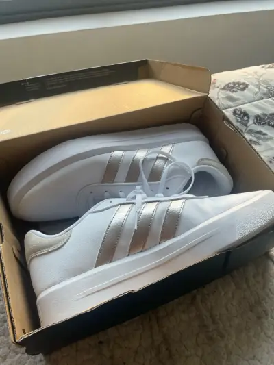 Zapatillas deportivas blancas Adidas Court Platform - miniatura 1