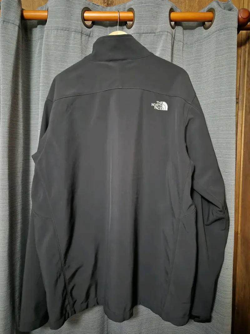 Chaqueta Softshell Negra The North Face - 2