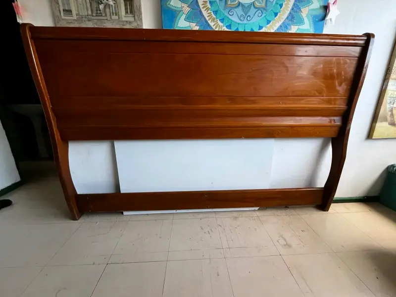 Cabecero de madera para cama - 1