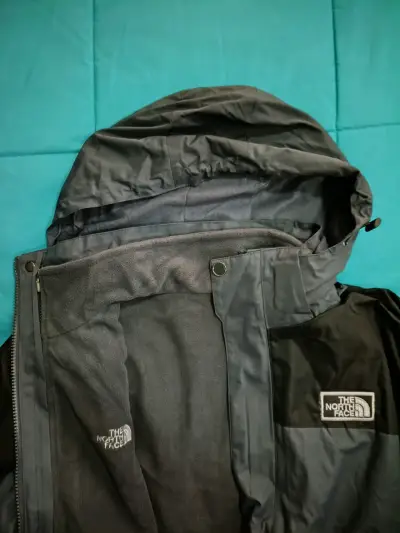 Chaqueta impermeable The North Face con capucha - miniatura 6