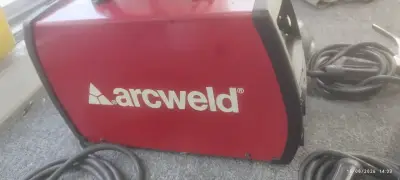 Soldadora Inverter Arcweld 200i-ST 200A - miniatura 2